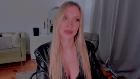 Eva online show from December 9, 12:23 am