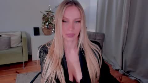 Eva online show from December 30, 12:32 am