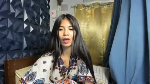 prettylittle_lady online show from June 19, 9:24 am