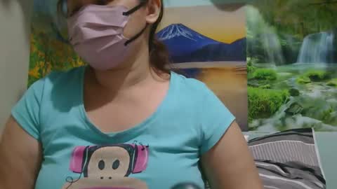 Nhing online show from October 12, 3:36 pm