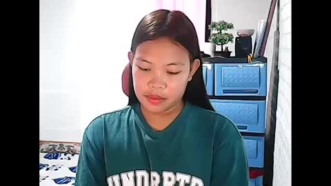 olivia for short oliv online show from February 4, 5:21 am