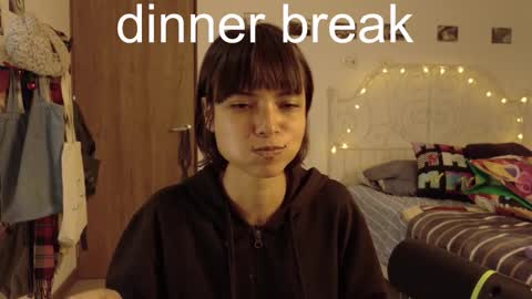 Juli online show from March 4, 12:28 am