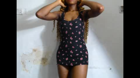 prettysexy6 online show from May 16, 12:02 am