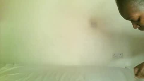 prettyvishy online show from October 14, 5:37 pm