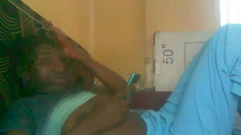 prettyzuzu online show from October 25, 8:11 am