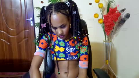 Snapshot of priceless_sexy chatting on December 14, 7:36 pm priceless_sexy online show from December 14, 7:36 pm