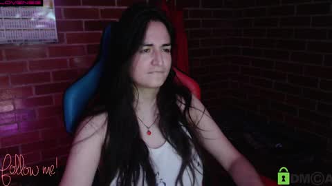 Snapshot of princesa_leia_zathur chatting on March 11, 12:00 am Leia online show from March 11, 12:00 am