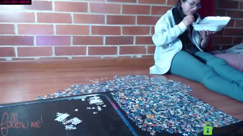 Snapshot of princesa_leia_zathur chatting on January 4, 10:45 pm Leia online show from January 4, 10:45 pm