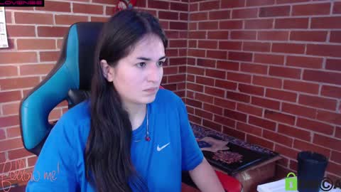 Snapshot of princesa_leia_zathur chatting on February 14, 12:57 pm Leia online show from February 14, 12:57 pm