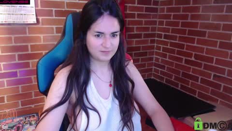 Snapshot of princesa_leia_zathur chatting on January 14, 1:38 pm Leia online show from January 14, 1:38 pm
