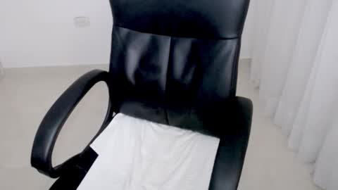 valery dollx online show from March 14, 4:13 am