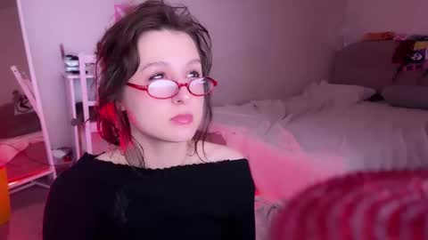 Snapshot of princess_euphoria chatting on September 12, 8:01 am Kristina online show from September 12, 8:01 am