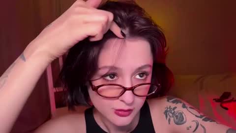 Snapshot of princess_euphoria chatting on January 3, 3:44 pm Kristina online show from January 3, 3:44 pm