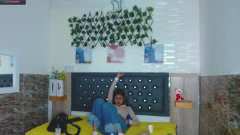 Snapshot of princess_martinez chatting on March 5, 3:29 pm Princess Martinez online show from March 5, 3:29 pm