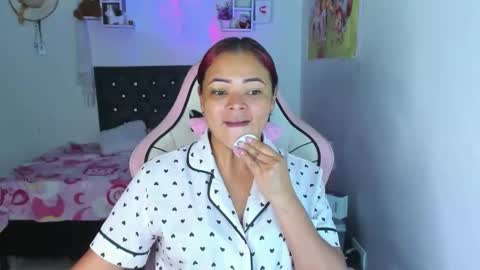 desire sweet online show from February 2, 1:54 pm