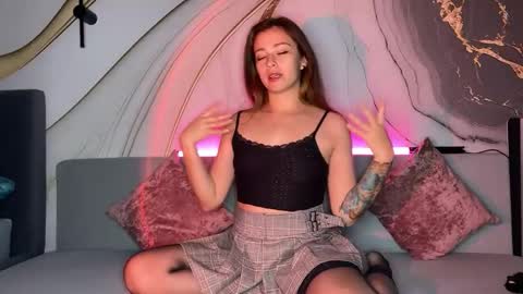 Erica online show from November 29, 1:59 pm