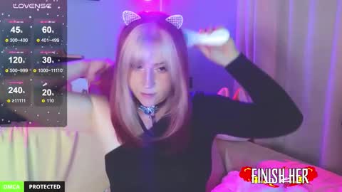 Snapshot of princess_sofiee chatting on September 13, 9:12 pm Yo Im Sofiee online show from September 13, 9:12 pm