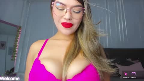 Snapshot of princessagt chatting on March 6, 8:59 pm Call Me Cloe online show from March 6, 8:59 pm