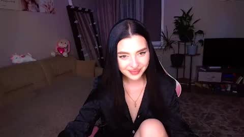 princessamira1 online show from October 31, 3:49 pm