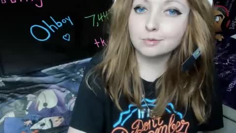 Bluu online show from September 11, 8:09 pm