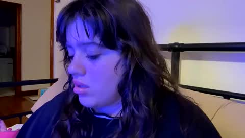 princessviccxo online show from January 22, 8:18 am