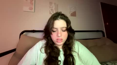 princessviccxo online show from October 14, 5:54 am