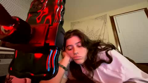 princessviccxo online show from October 20, 8:28 am