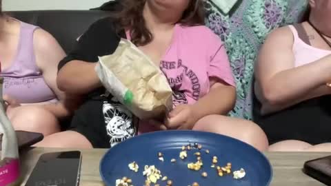 princesstaryn19 online show from July 14, 2:05 am