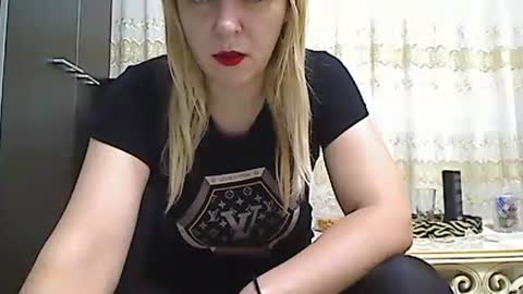 Pryncess sweety online show from October 8, 8:07 am