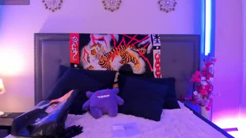 psycodoll online show from April 22, 2:03 pm