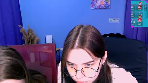 Snapshot of pure_radiance chatting on December 20, 9:54 am Ask me3 online show from December 20, 9:54 am