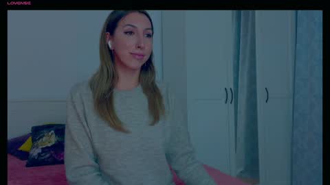 Isabelle online show from January 8, 8:57 pm