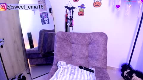 purple_ema online show from October 23, 10:16 pm