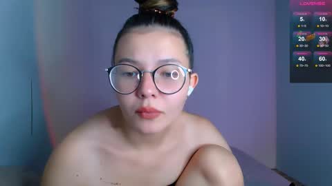 Carolyn online show from September 16, 11:18 am