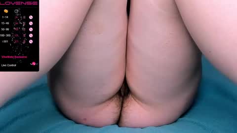 Snapshot of pussy_sladusy chatting on February 22, 5:42 pm Nina online show from February 22, 5:42 pm
