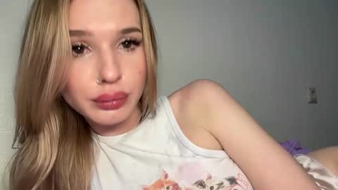 Lina online show from September 16, 3:09 pm