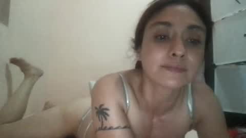 Sarah online show from October 6, 1:22 am