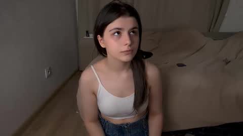 Ava online show from September 14, 11:57 pm