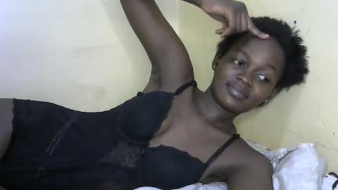 queen_banice online show from November 5, 6:57 pm