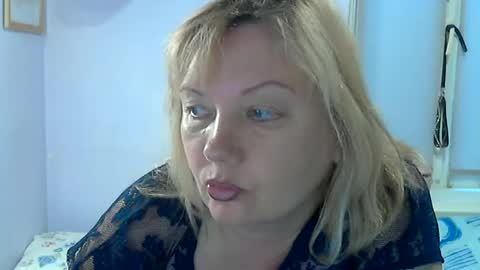 queen_jane8 online show from August 5, 3:18 pm
