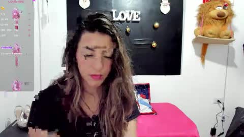 queen_natttyy online show from December 4, 1:36 am