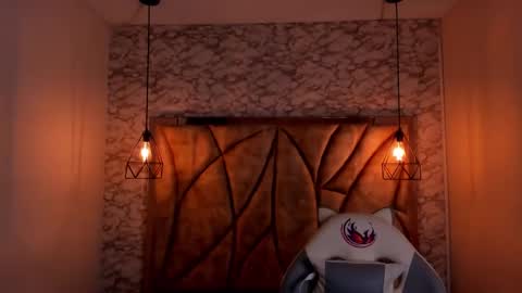 Snapshot of queen_perla_ chatting on February 6, 11:53 am online show from February 6, 11:53 am