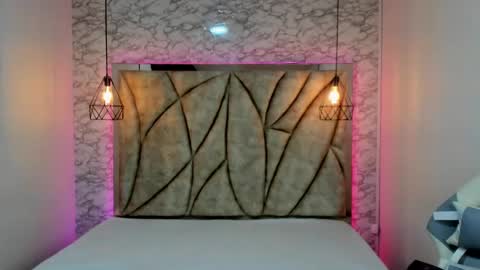 Snapshot of queen_perla_ chatting on January 26, 2:52 pm online show from January 26, 2:52 pm