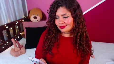 Queenamazon  online show from March 12, 5:48 pm