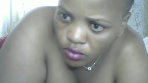 queenbabyy97 online show from October 28, 8:31 am