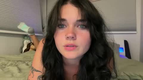 Snapshot of queencassidyy chatting on October 22, 6:51 am Cassidy online show from October 22, 6:51 am