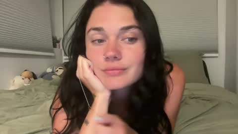 Snapshot of queencassidyy chatting on September 12, 5:19 am Cassidy online show from September 12, 5:19 am