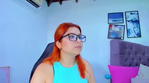 Queen online show from November 9, 3:19 pm