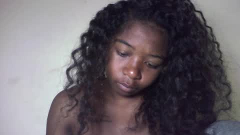 queennaya online show from August 9, 1:58 pm