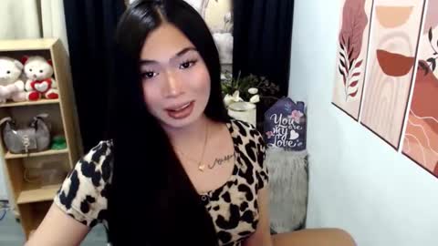 Mikka online show from April 3, 3:43 pm